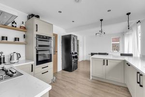 Photo 19- click for photo gallery